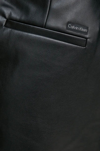 Calvin Klein Jeans gonna corta in ecopelle nero