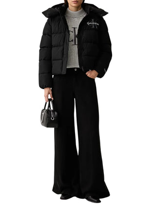 Calvin Klein Jeans piumino trapuntato donna con cappuccio nero LV047H506G UB1 Calvin Klein Jeans 