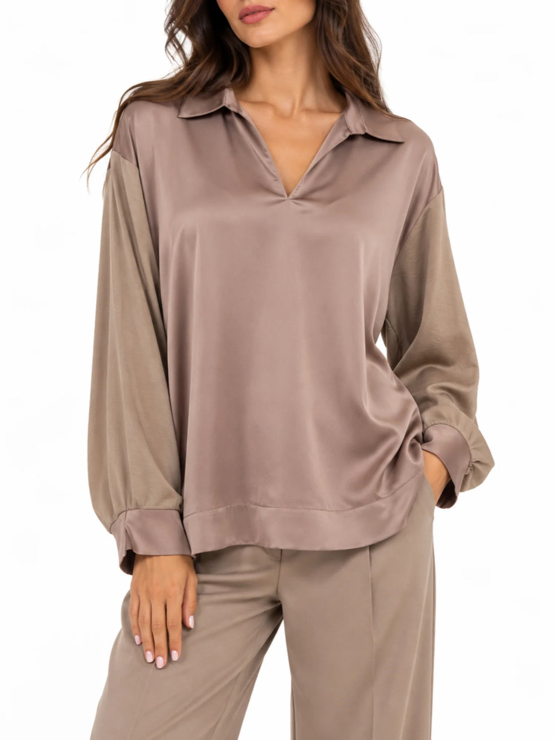 Lola by Sandro Ferrone blusa donna in raso e jersey tortora