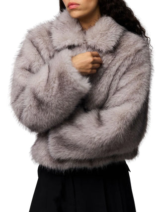 pcjilla short fluffy jacket 17159054 CATHEDRAL SPIRE PIECES 