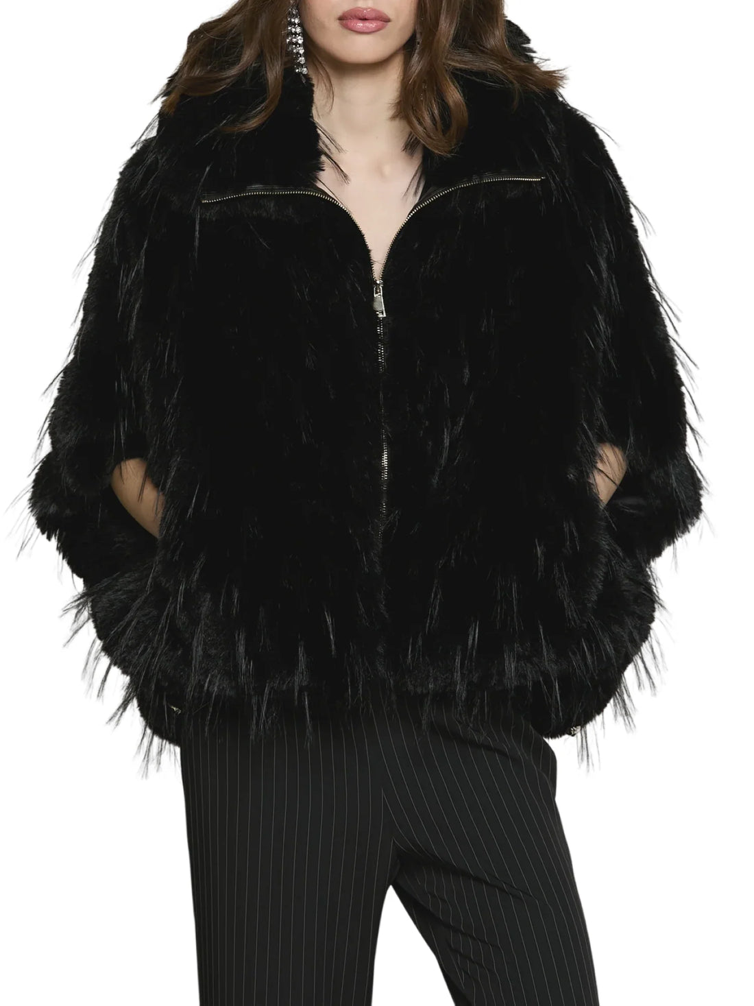 Relish pelliccia ecologica Medina con zip nero