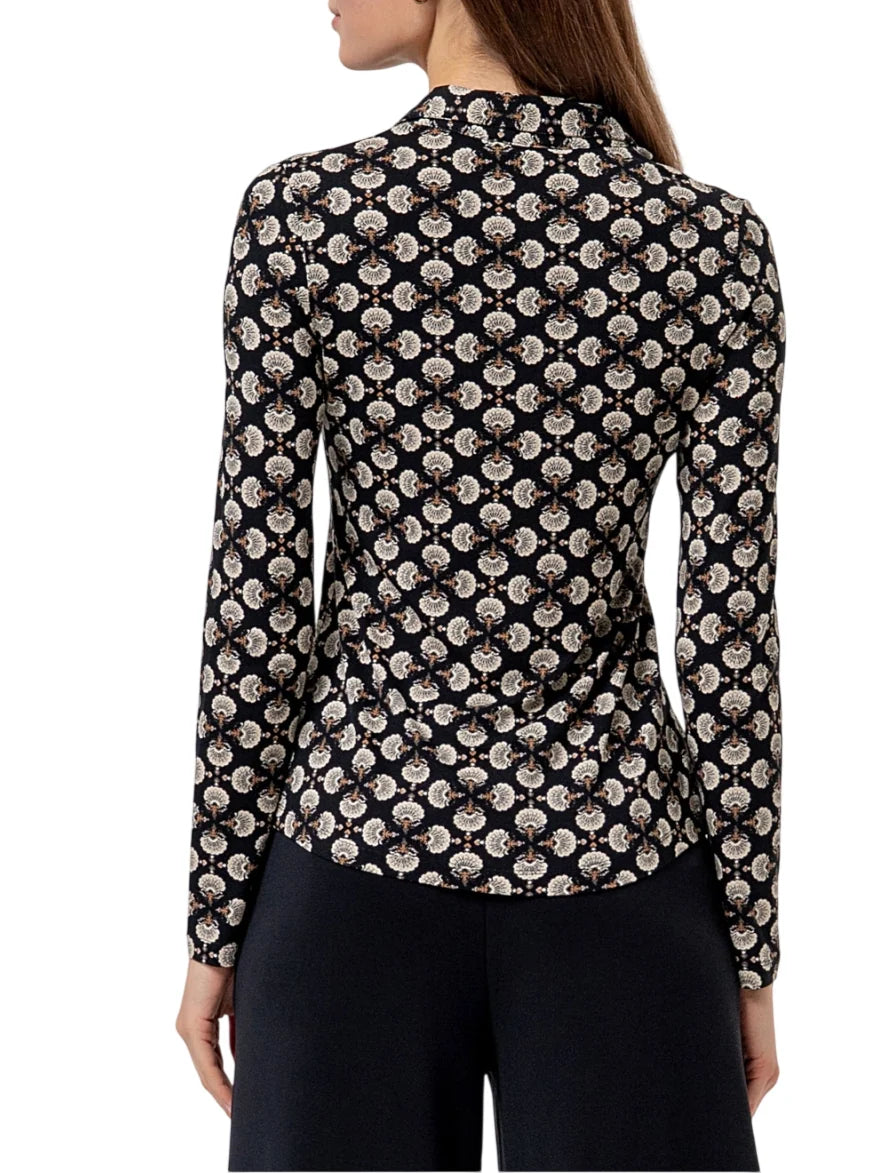 Surkana camicia donna in fantasia manica lunga nero