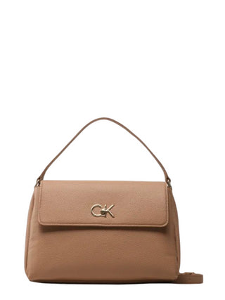 CALVIN KLEIN JEANS Borsa con tracolla in similpelle martellata Marrone