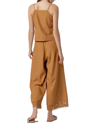 Surkana top donna in viscosa color cammello
