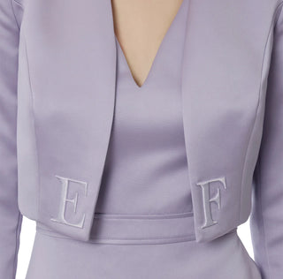 abito corto aderente, smanicato+giacca corta senza chiusura