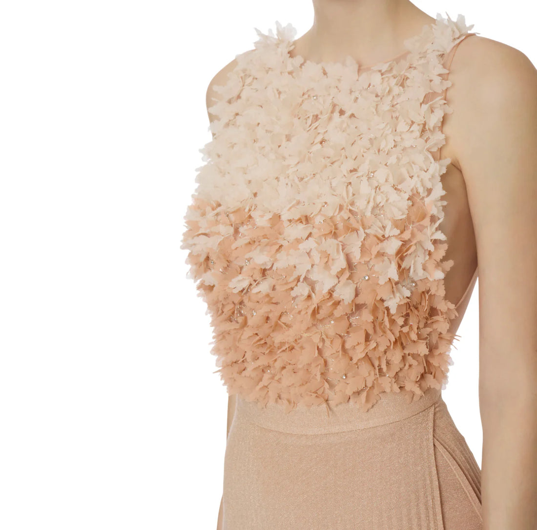 Elisabetta Franchi abito lungo plissè Red Carpet con petali rosa
