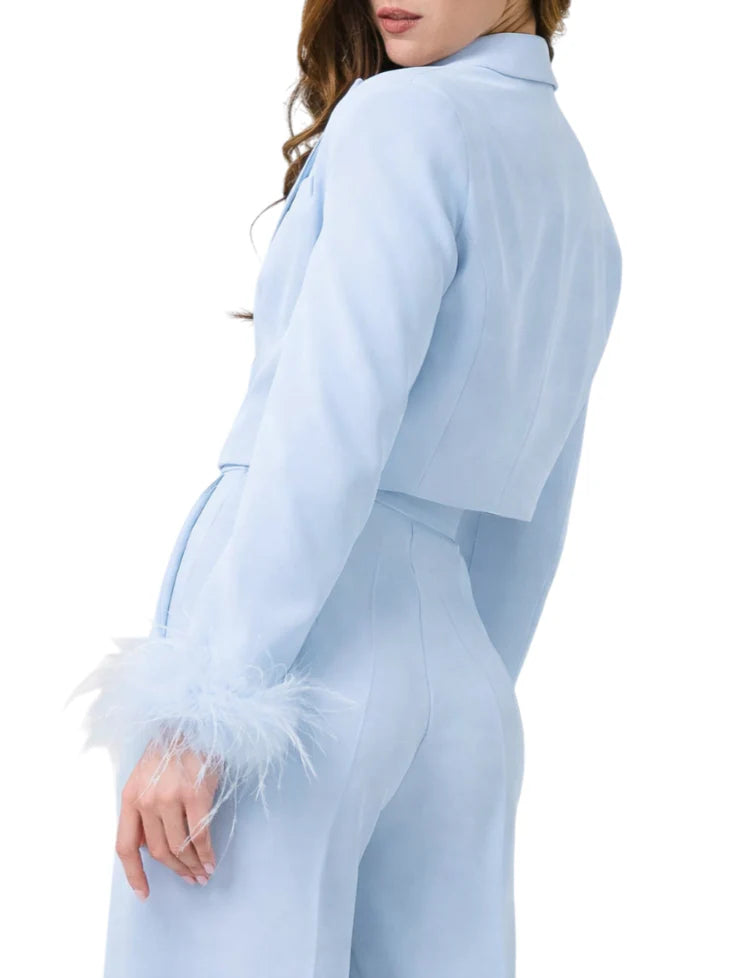 Silence giacca blazer corta con piume celeste