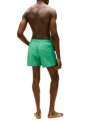 Tommy Hilfiger boxer mare uomo con patch logato verde UM0UM03852 L5Y Tommy Hilfiger beachwear