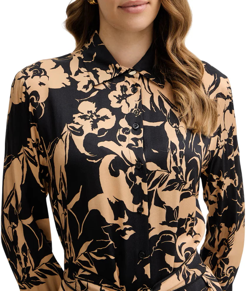 Simona Corsellini abito chemisier in fantasia con cintura beige nero