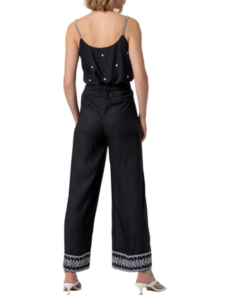 Surkana top in viscosa donna con ricami nero