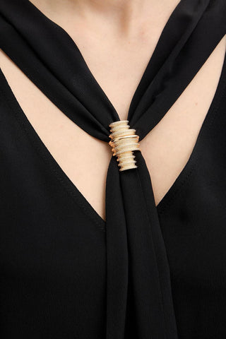 ml ampia, scollo a v, c/cravatta c/gioiello